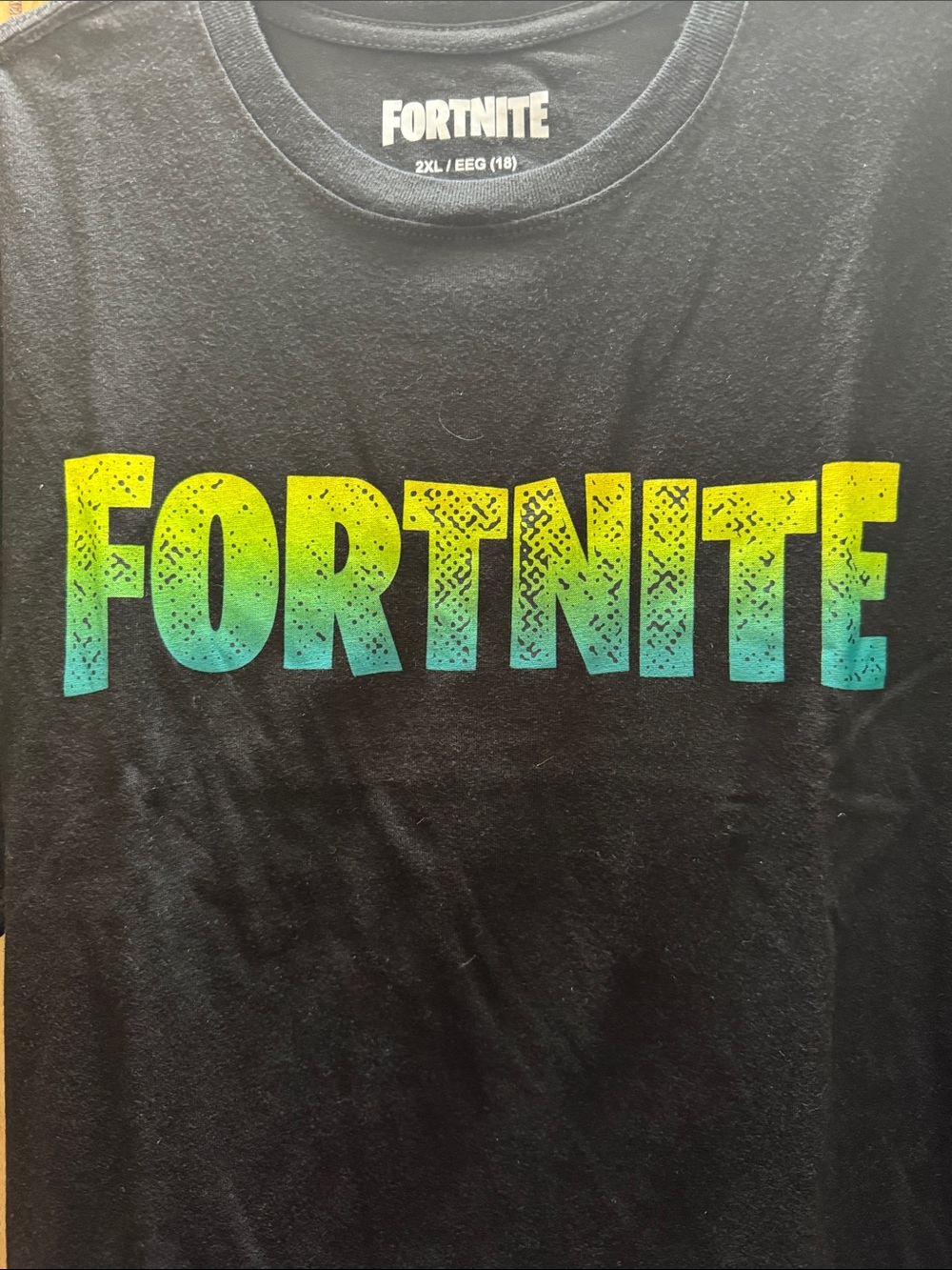Fortnite Black Tee with Gradient‎ Logo - Picture 4 of 4